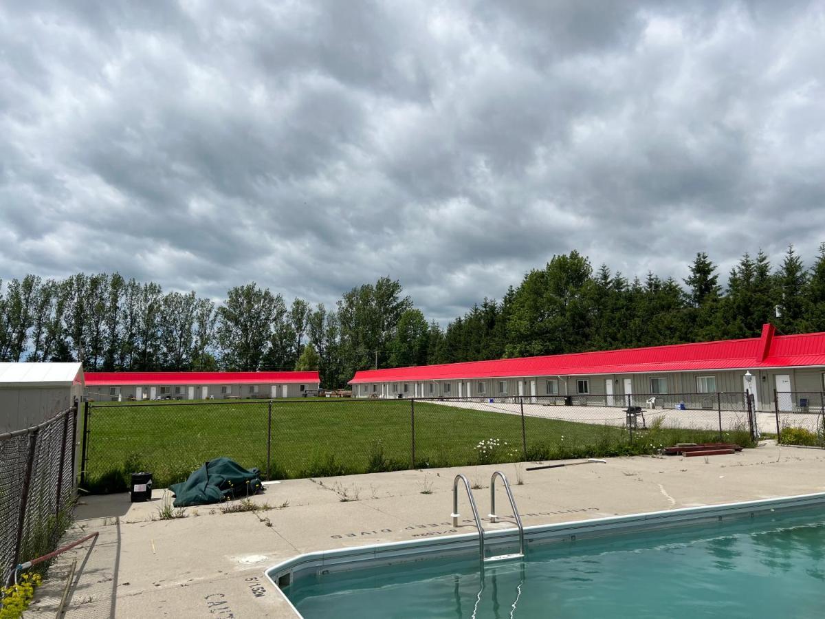 Wiarton Willys Inn Exterior foto